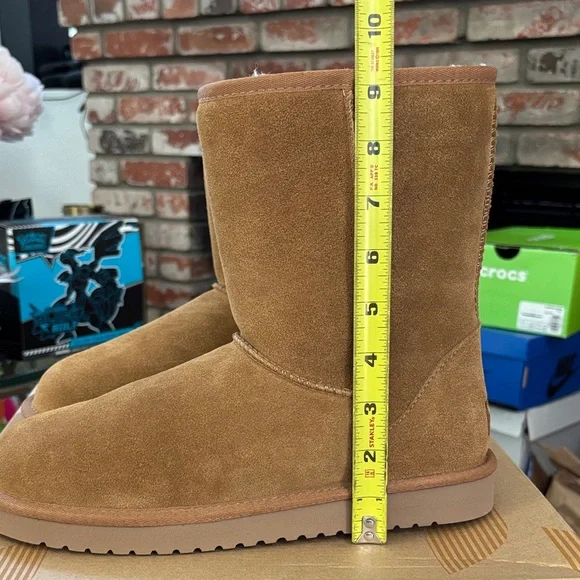 Koolaburra by UGG Koola Short Tan Suede Boots Women’s Size 9 - Picture 7 of 10